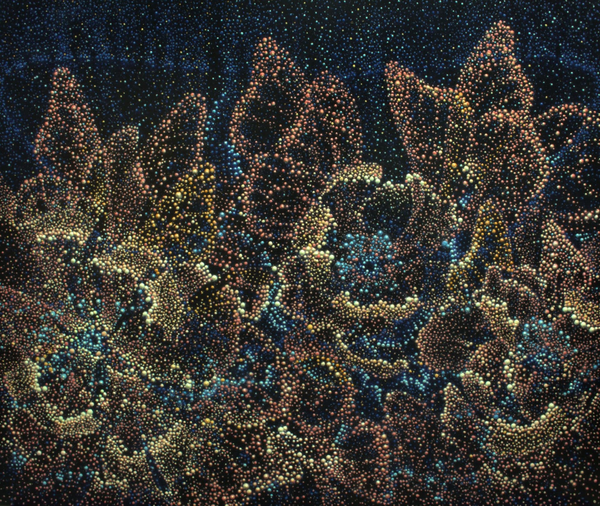 * SEO Title (EN): Blooming in The Cosmos – Sittiphon Lochaisong * SEO Title (TH): Blooming in The Cosmos – สิทธิพนธ์ เลาะไชยสงค์ * Meta Description (EN): Thousands of coral, cream and blue dots rise from a night-blue ground into shifting organic forms. A layered abstract painting on memory by Thai artist Sittiphon Lochaisong. * Meta Description (TH): จุดสีชมพูพีช ครีม และฟ้านับพันลอยขึ้นจากพื้นสีน้ำเงินราตรี ก่อรูปทรงที่แปรเปลี่ยนไม่หยุดนิ่ง จิตรกรรมนามธรรมแบบซ้อนชั้นว่าด้วยความทรงจำ โดยสิทธิพนธ์ เลาะไชยสงค์ * Alt Text (EN): Abstract painting of coral, peach, cream and blue dots forming peaked organic shapes against a dark navy background * Alt Text (TH): ภาพนามธรรมจุดสีชมพูพีช ครีม และฟ้า ก่อรูปทรงคล้ายยอดเขาบนพื้นสีกรมท่าเข้ม * URL slug: sittiphon-lochaisong-constellation-of-memory * Keywords: navy abstract painting, coral and blue art, pointillist abstract, ภาพนามธรรมโทนน้ำเงินเข้ม